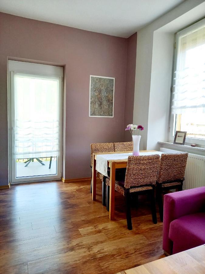 Ferienweingut Gansen / Hochgenuss 1 Apartment Ernst Luaran gambar